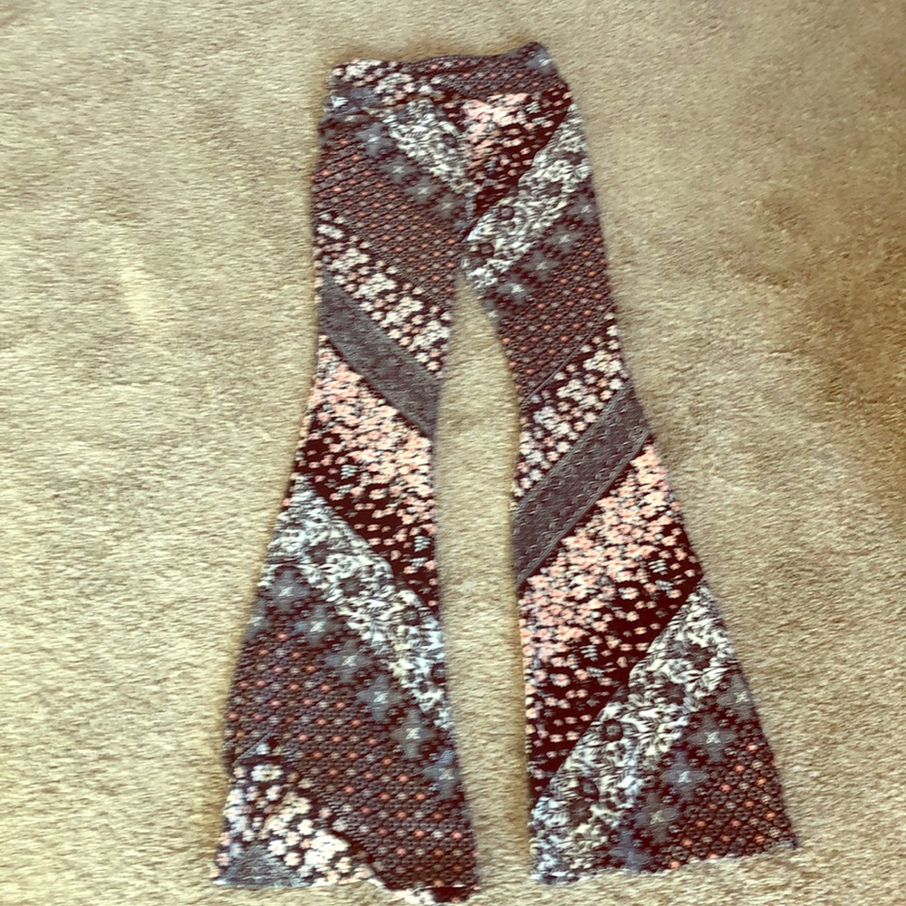 Bellbottom hippie pants great pattern
